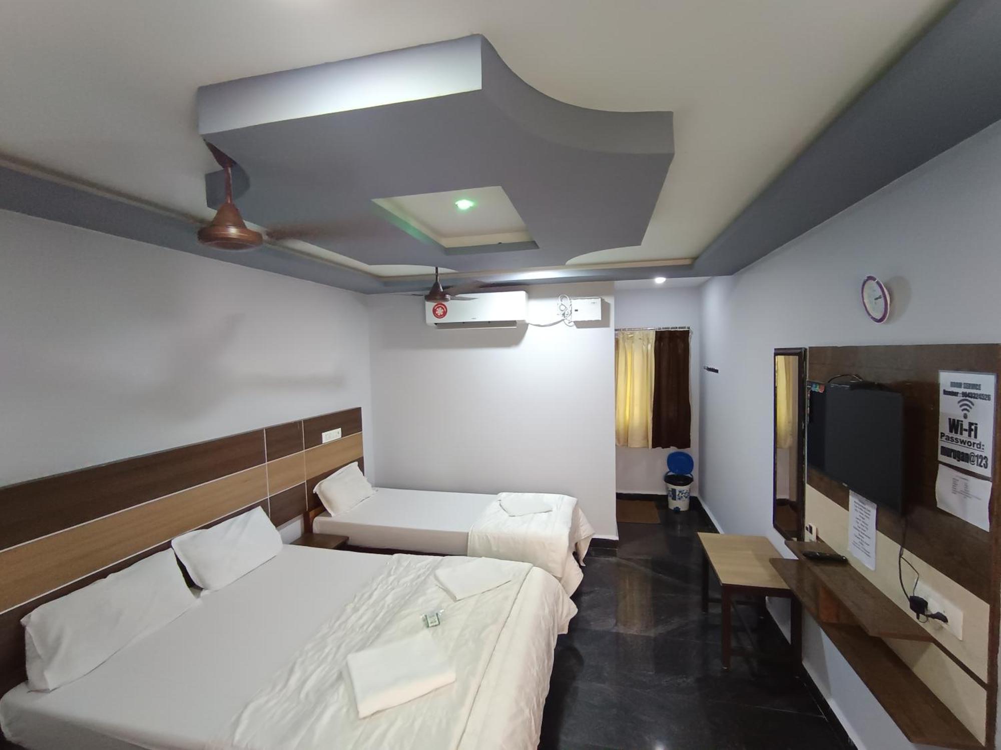 Sri Murugan Beach Paradise Hotel Махабалипурам Екстериор снимка
