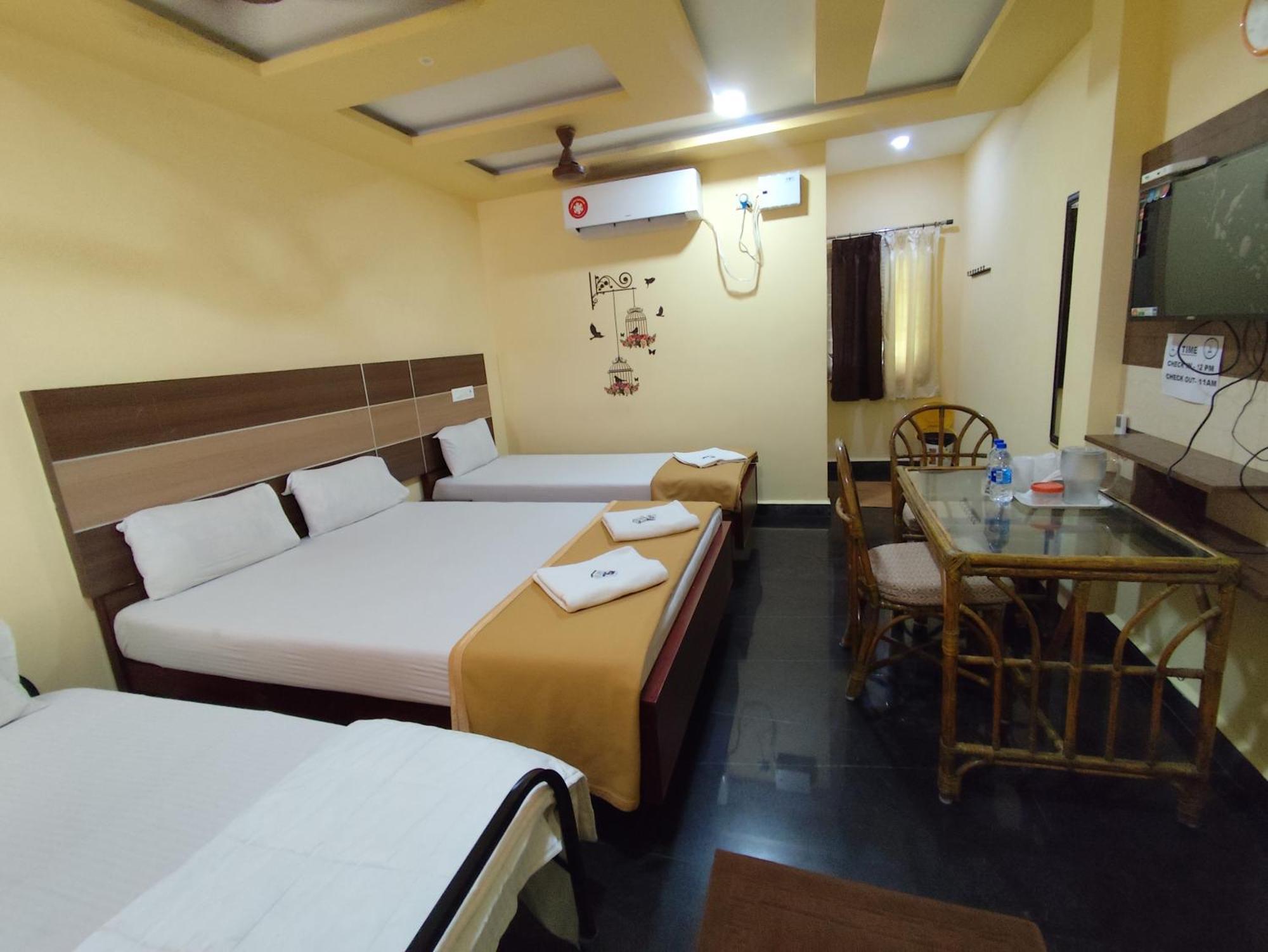 Sri Murugan Beach Paradise Hotel Махабалипурам Екстериор снимка
