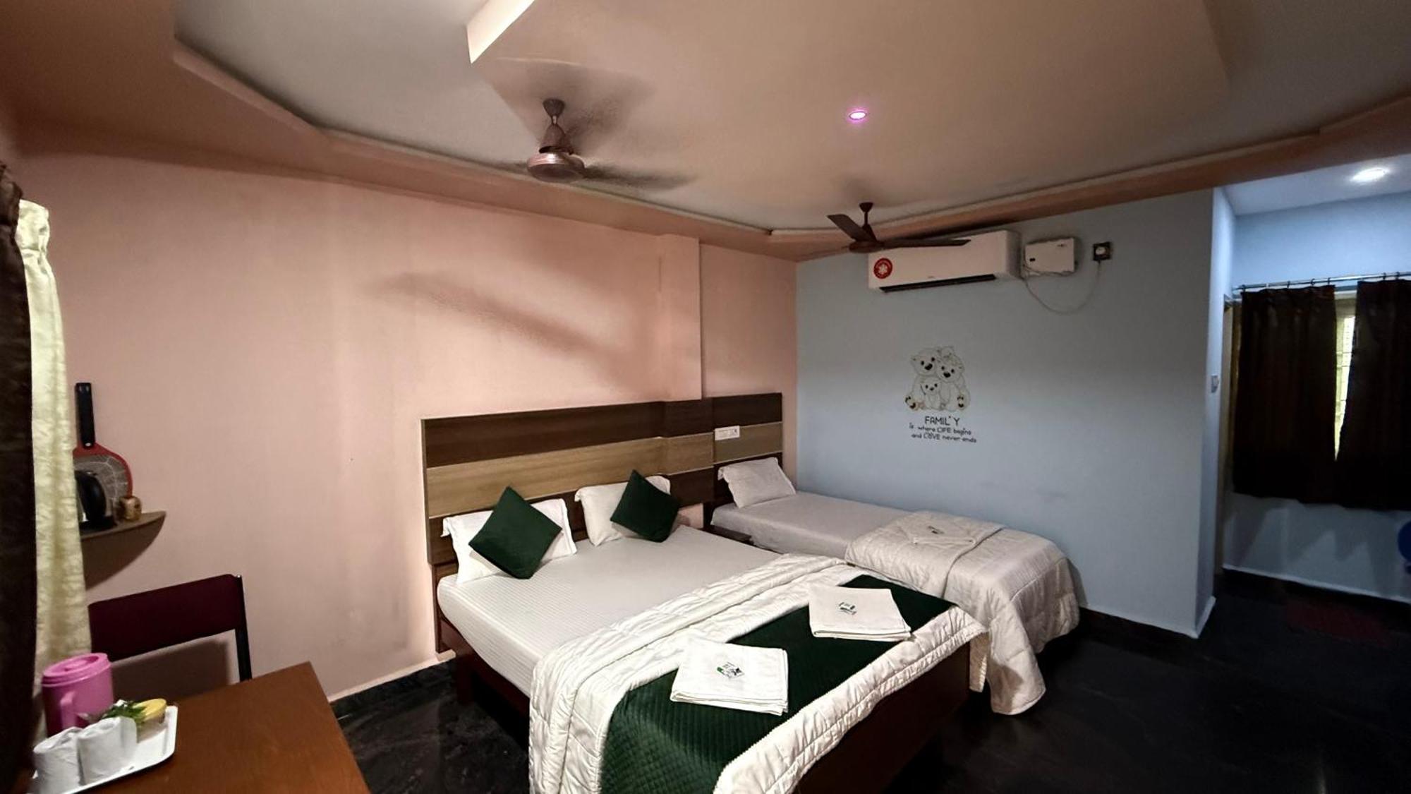 Sri Murugan Beach Paradise Hotel Махабалипурам Екстериор снимка