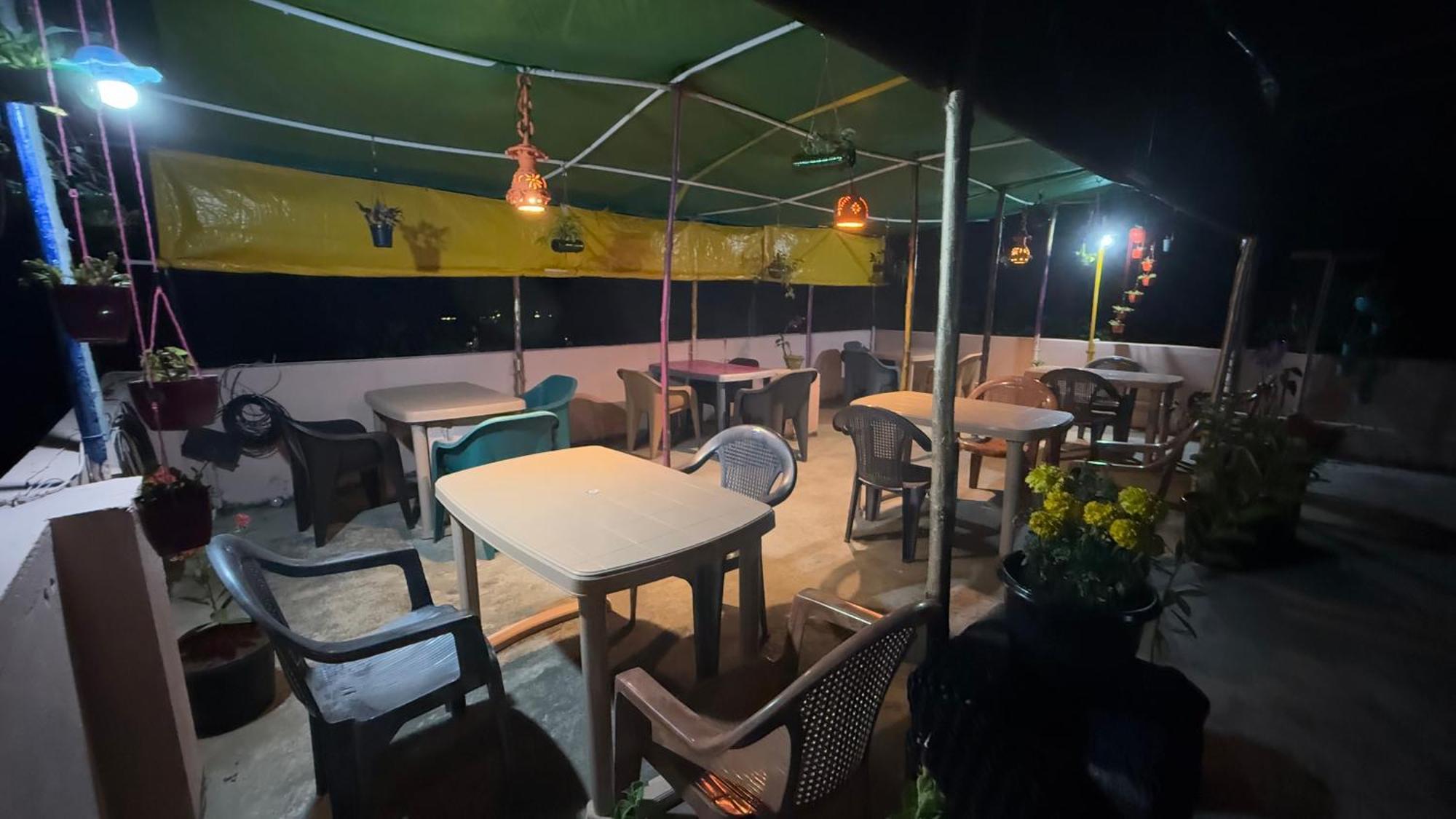 Sri Murugan Beach Paradise Hotel Махабалипурам Екстериор снимка